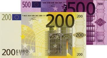 Euro banknotes embedded with RFID chips 